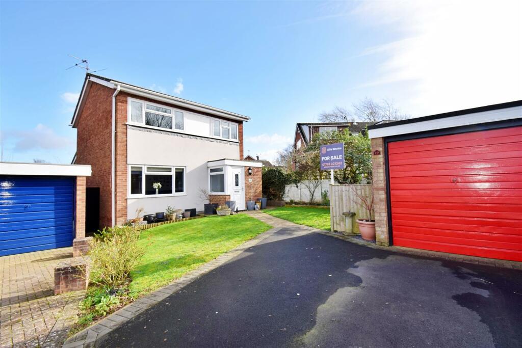 3 bedroom detached house for sale in Cowley Way, Kilsby, Rugby, CV23