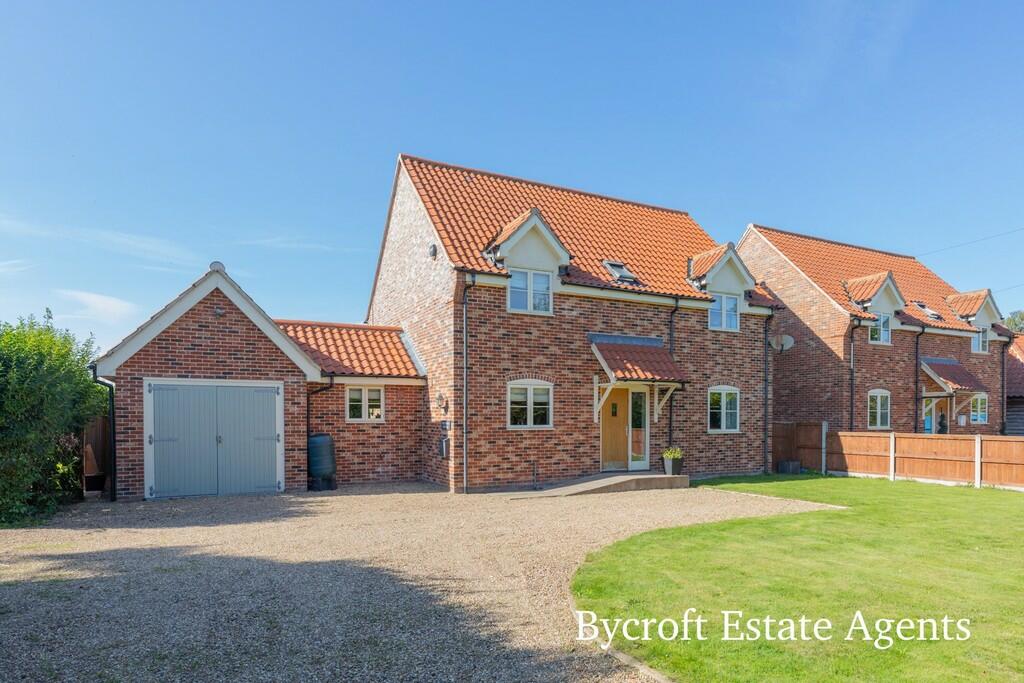 5 bedroom detached house for sale in Tunstead Road, Hoveton, NR12