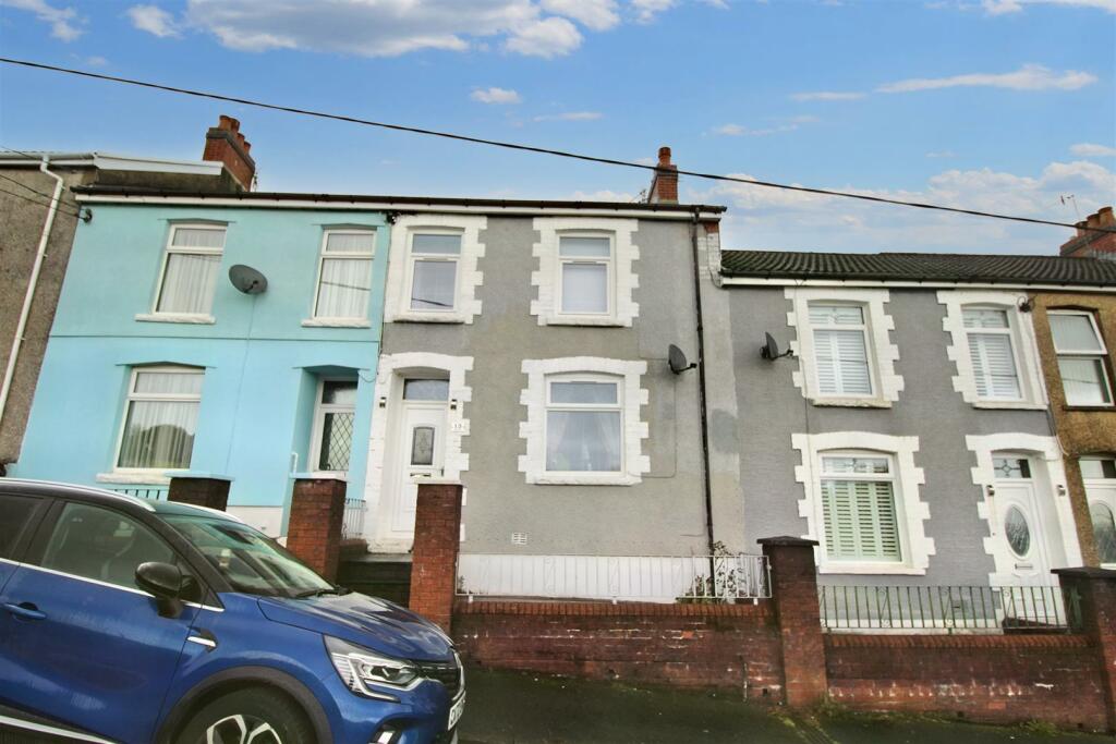 3 bedroom terraced house for sale in Cross Street, Gilfach, Bargoed, CF81