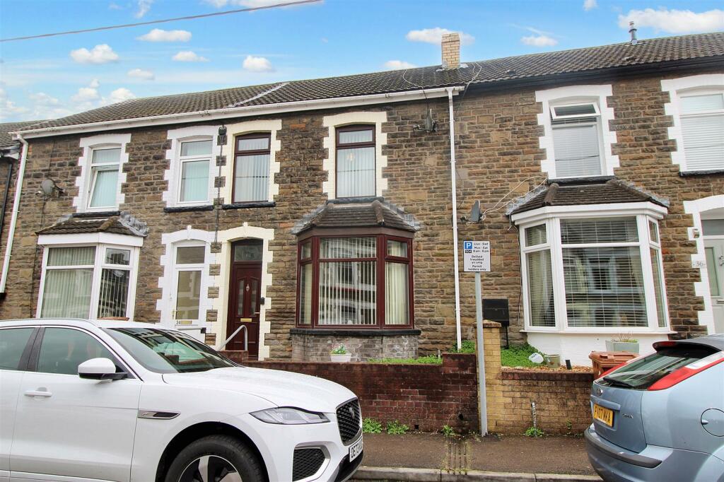 3 bedroom terraced house for sale in South Street, Bargoed, CF81