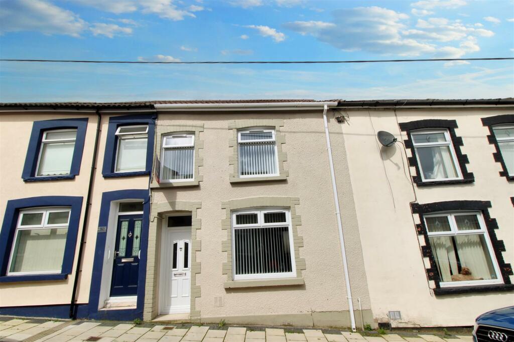 3 bedroom terraced house for sale in West Street, Bargoed, CF81