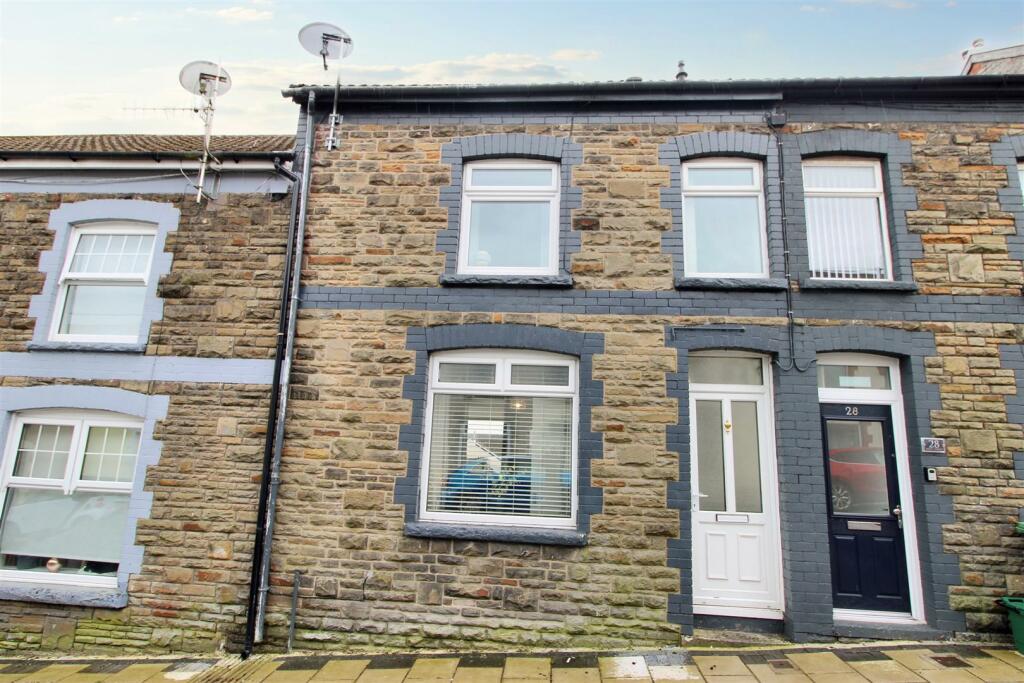 3 bedroom terraced house for sale in West Street, Bargoed, CF81