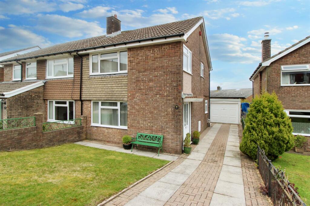 3 bedroom semidetached house for sale in Fairways, Bargoed, CF81