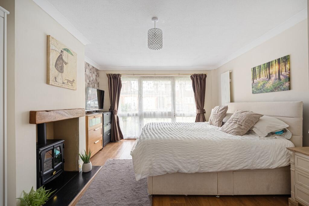 Additional property image - Faesten Way, Bexley, DA5