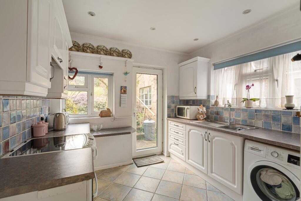 Additional property image - Pollyhaugh, Eynsford, Kent, DA4