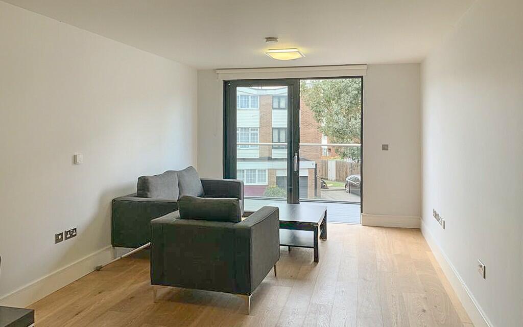 2 bedroom flat for sale in Argo House, Kilburn Park Road NW6