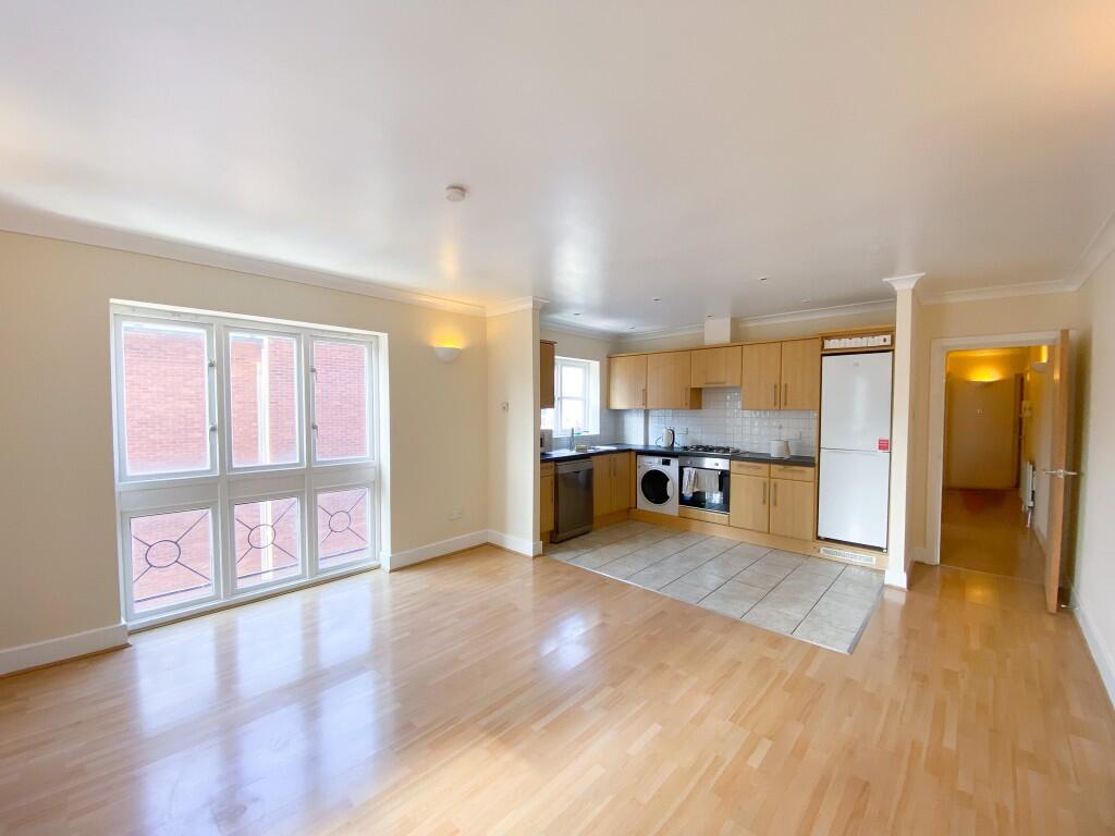 Main image of property: Maples Place, London, E1