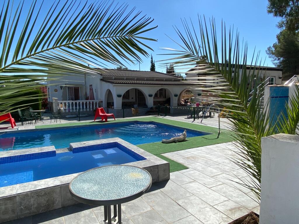 Main image of property: Sax,Alicante