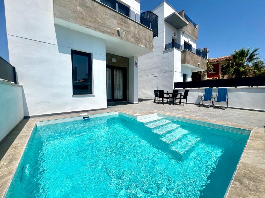 Main image of property: Torrevieja,Alicante