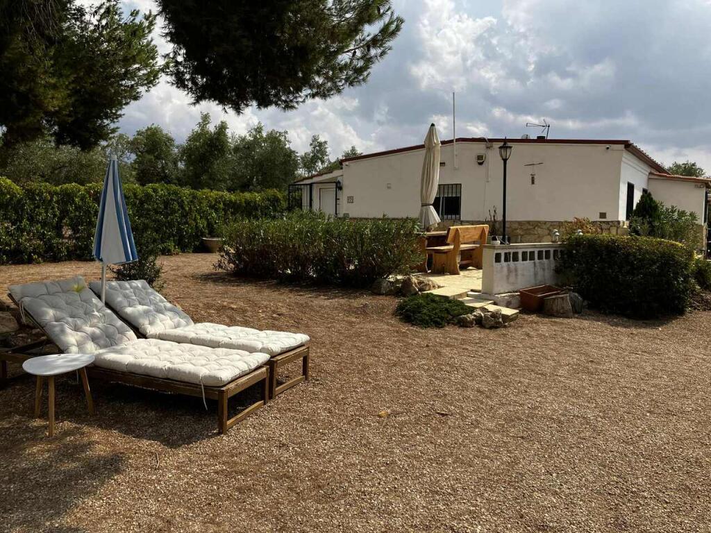 Main image of property: Biar,Alicante