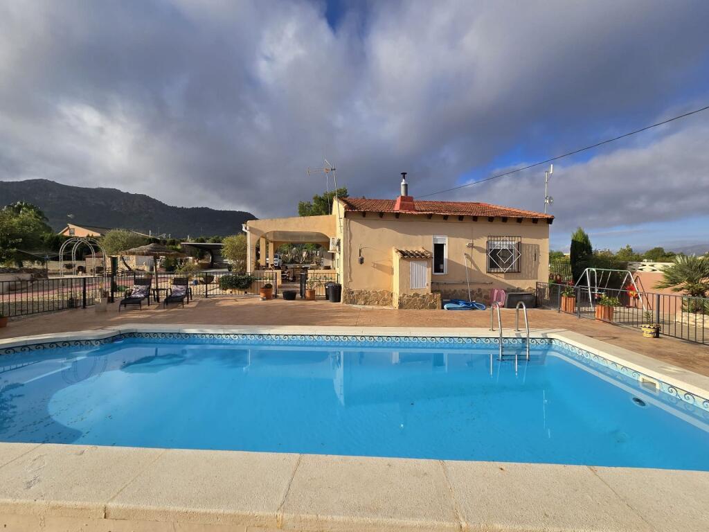 Main image of property: Sax,Alicante