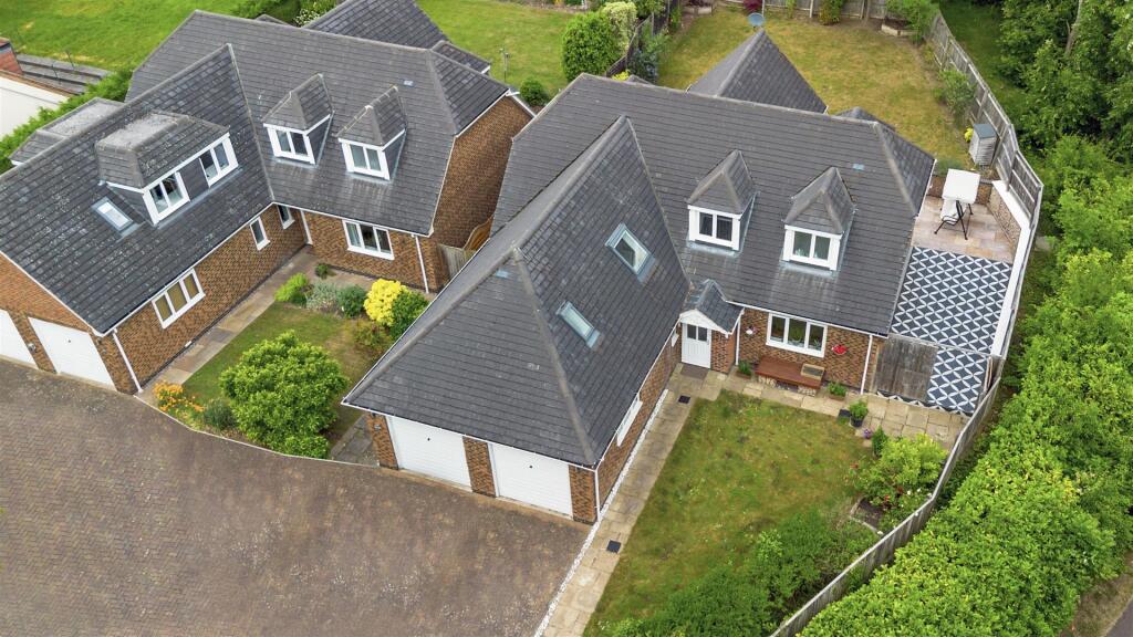 Main image of property: Bradwell Road, Loughton, Milton Keynes