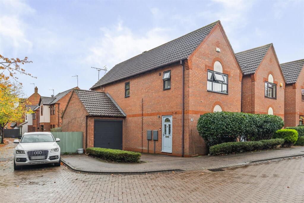 Main image of property: The Hythe, Two Mile Ash, Milton Keynes