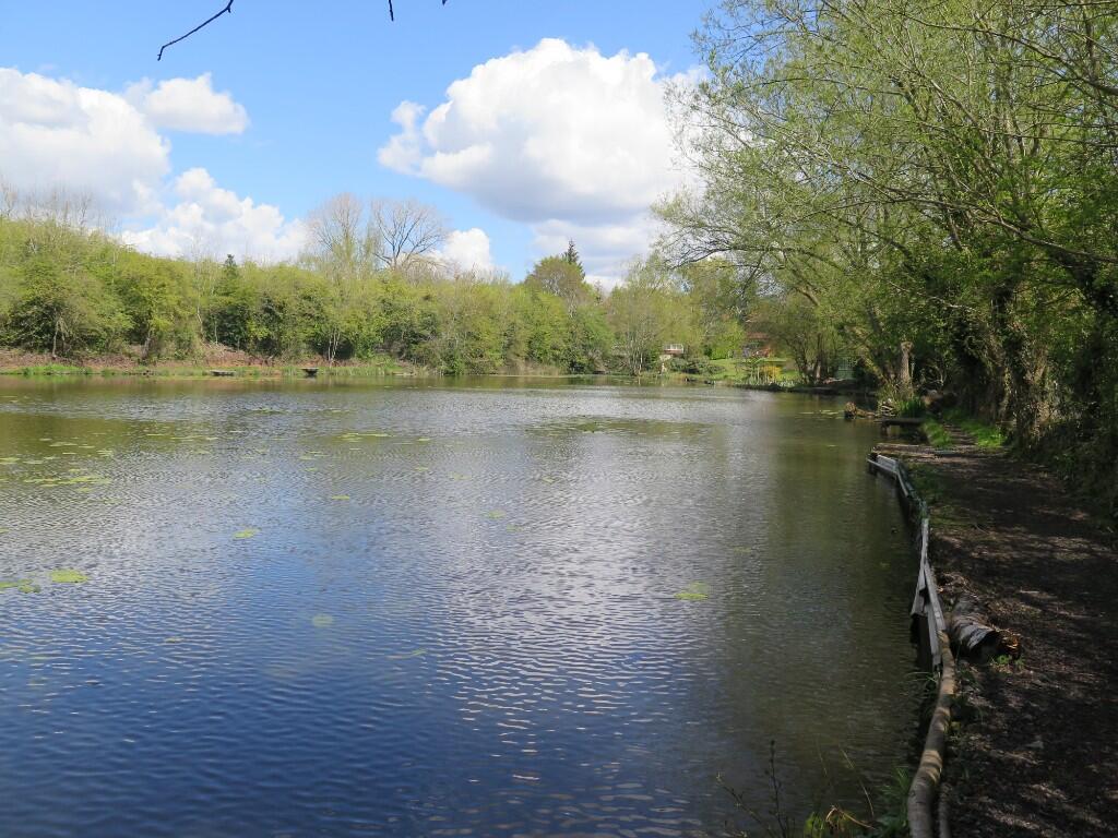 Main image of property: Railway Pond, Bleak Hills Lane, Mansfield, Nottinghamshire, NG18