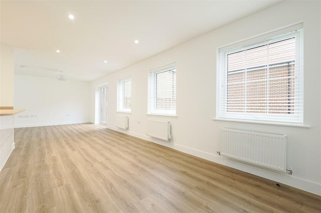 Additional property image - Minster, Ramsgate , Kent, CT12 4JB