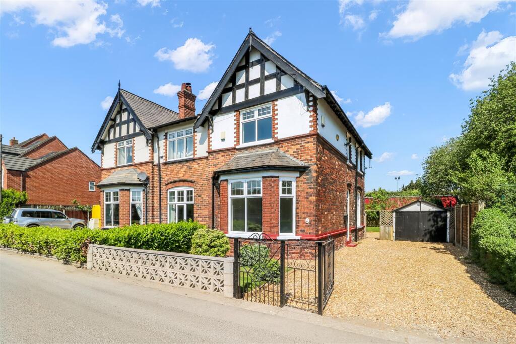 Main image of property: Lock Villas, Thelwall Lane
