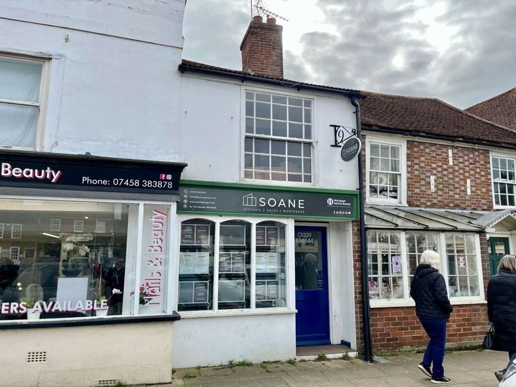 Main image of property: 5A The Square, Wickham, Fareham, Hampshire, PO17 5JQ