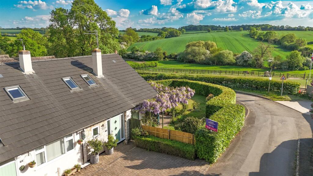 Main image of property: Snows Lane, Keyham, Leicester