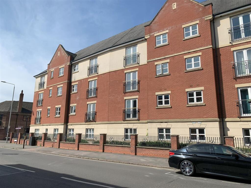 Main image of property: Manor Gardens Close, Loughborough, Leicestersire