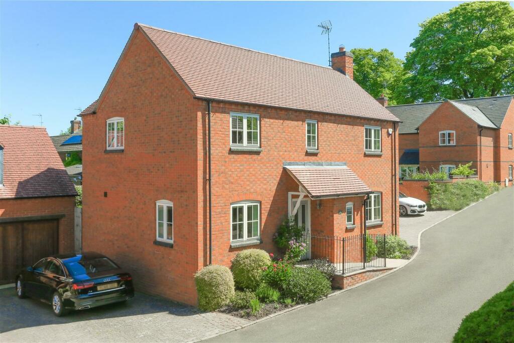 3 bedroom detached house for rent in Ivydene Close, Naseby, NN6