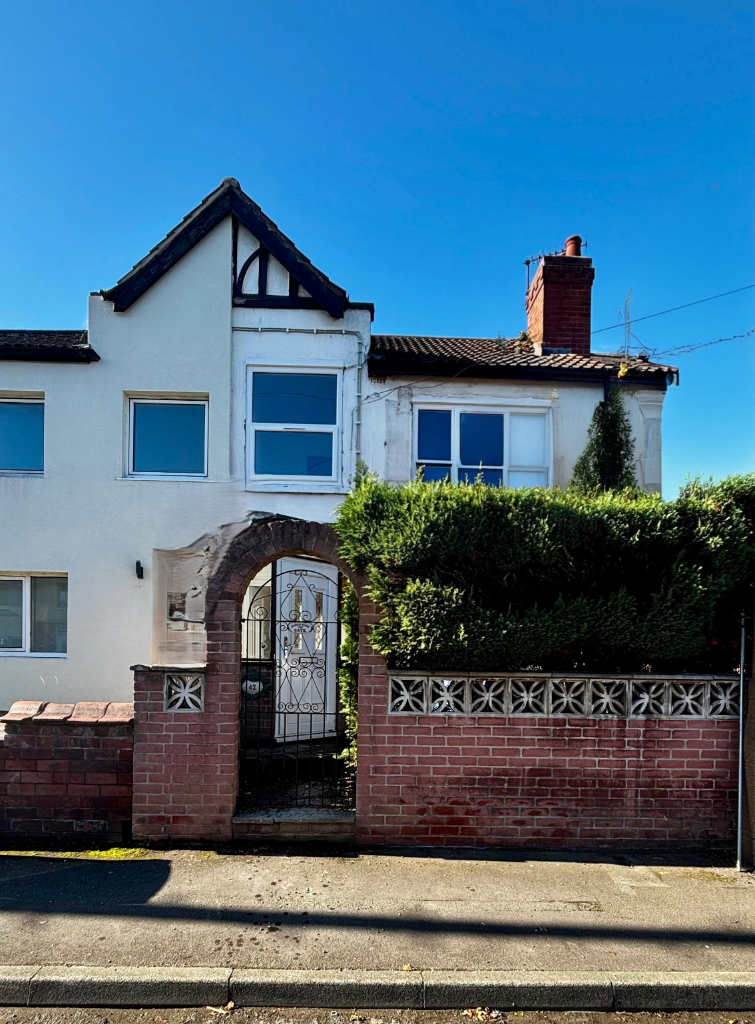 Main image of property: Kings Crescent, DN12