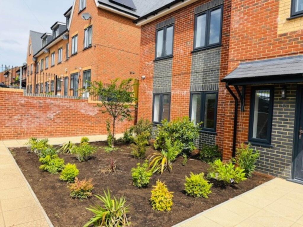 Main image of property: Ogilvie Road, High Wycombe