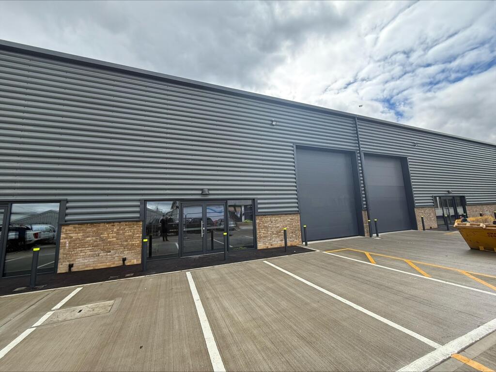 Main image of property: Unit F3, Bounds Green Industrial Estate, London, Greater London, N11