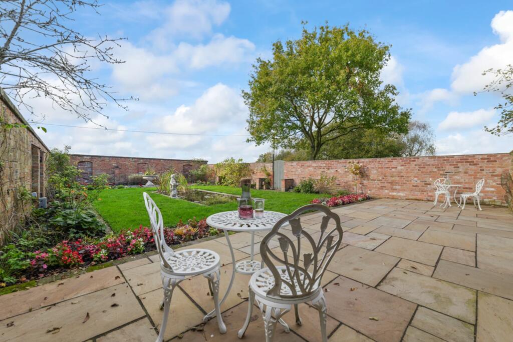 Additional property image - Hickhurst Lane, Rushton, CW6