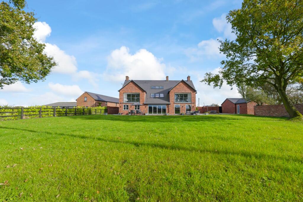 Additional property image - Hickhurst Lane, Rushton, CW6