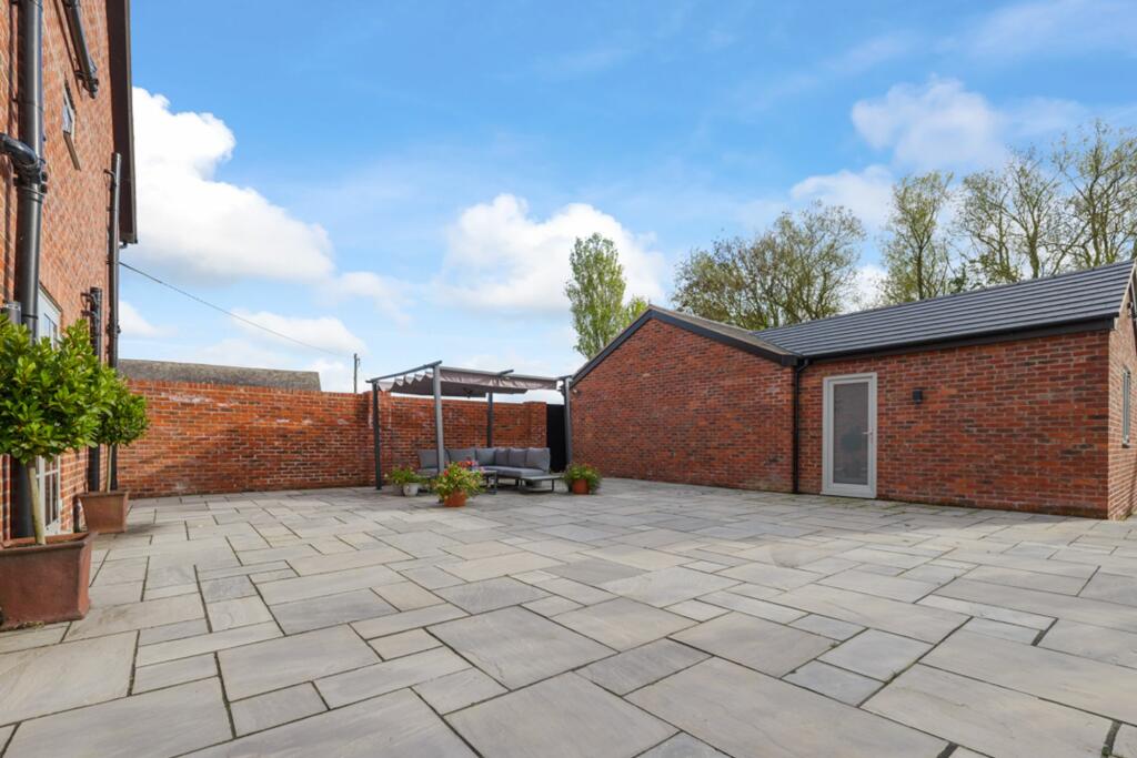 Additional property image - Hickhurst Lane, Rushton, CW6