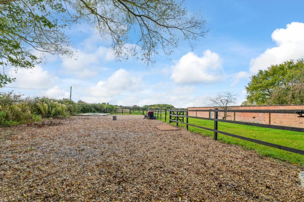 Additional property image - Hickhurst Lane, Rushton, CW6