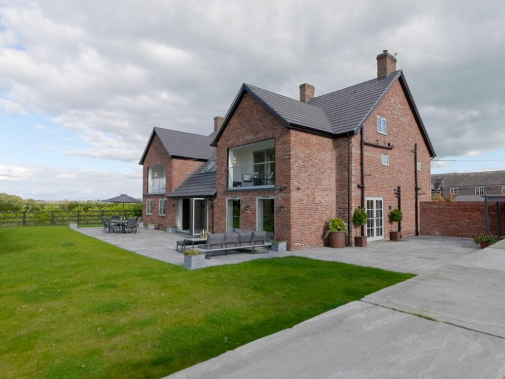 Additional property image - Hickhurst Lane, Rushton, CW6