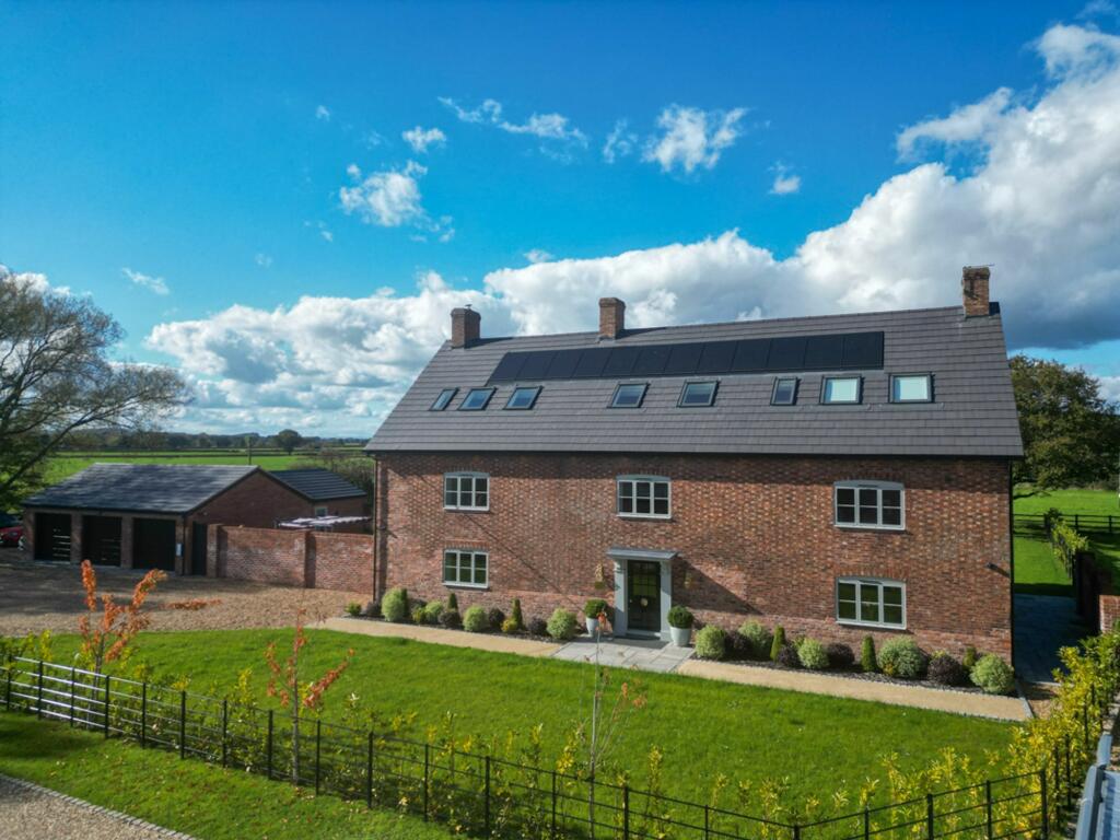 Additional property image - Hickhurst Lane, Rushton, CW6