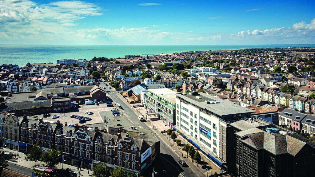 Additional property image - Jackson House, 45 Jackson Road, Clacton, Essex