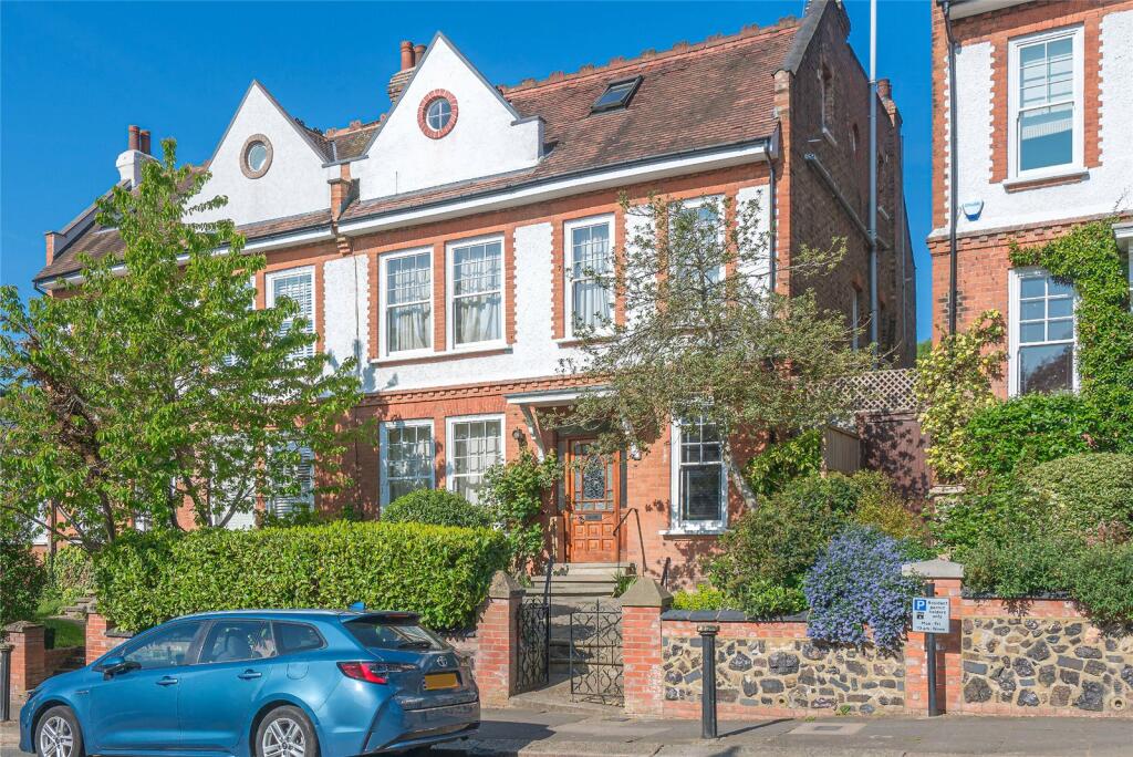 Main image of property: Cholmeley Park, Highgate, London, N6