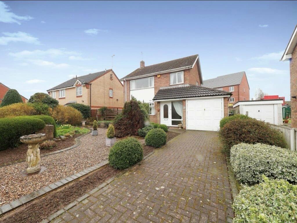 Main image of property: Mowlands Close, Sutton-in-ashfield, NG17 5GH