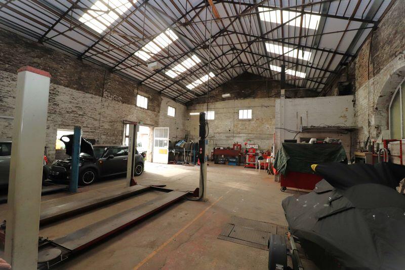Additional property image - Victoria Avenue, Swanage