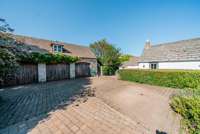 Additional property image - CHARACTER FARMHOUSE WITH DETACHED TRIPLE GARAGE & WRAP AROUND GARDEN