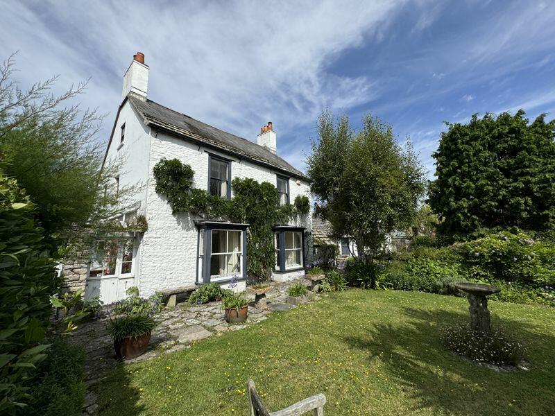 Additional property image - CHARACTER FARMHOUSE WITH DETACHED TRIPLE GARAGE & WRAP AROUND GARDEN