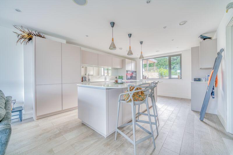 Additional property image - Studland - 4 BEDROOM, 4 STOREY CONTEMPORARY DETACHED HOUSE WITH SEA VIEWS