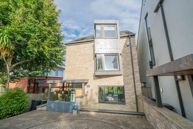 Additional property image - Studland - 4 BEDROOM, 4 STOREY CONTEMPORARY DETACHED HOUSE WITH SEA VIEWS