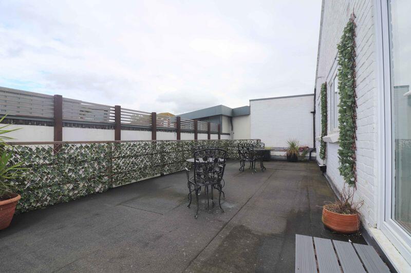 Additional property image - Sandbanks Peninsula - TWO 3&4 BEDROOM APARTMENTS OVER FREEHOLD COMMERCIAL