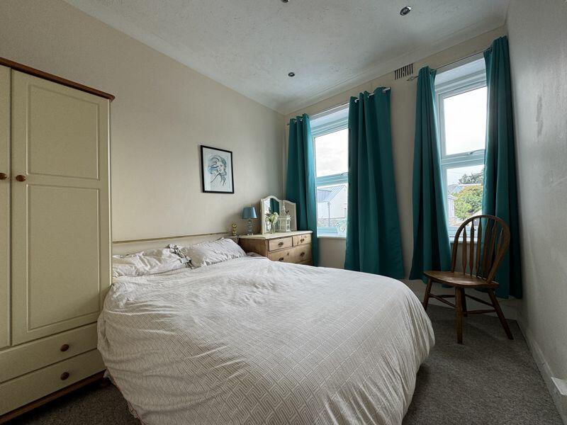 Additional property image - Sandbanks Peninsula - TWO 3&4 BEDROOM APARTMENTS OVER FREEHOLD COMMERCIAL