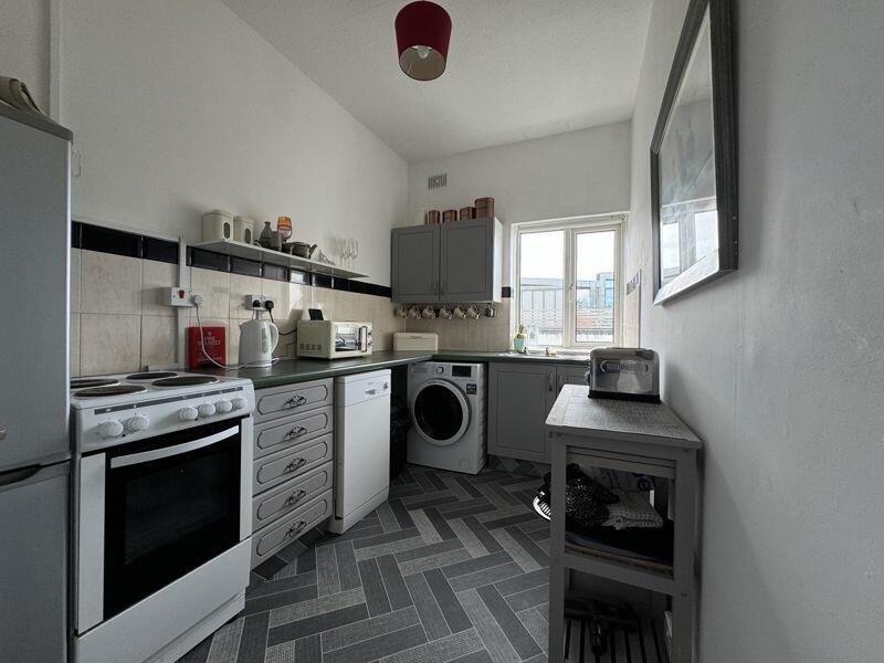 Additional property image - Sandbanks Peninsula - TWO 3&4 BEDROOM APARTMENTS OVER FREEHOLD COMMERCIAL