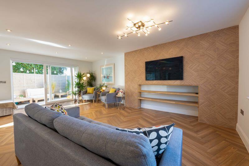 Additional property image - Sea Views - Quiet Cul de Sac location