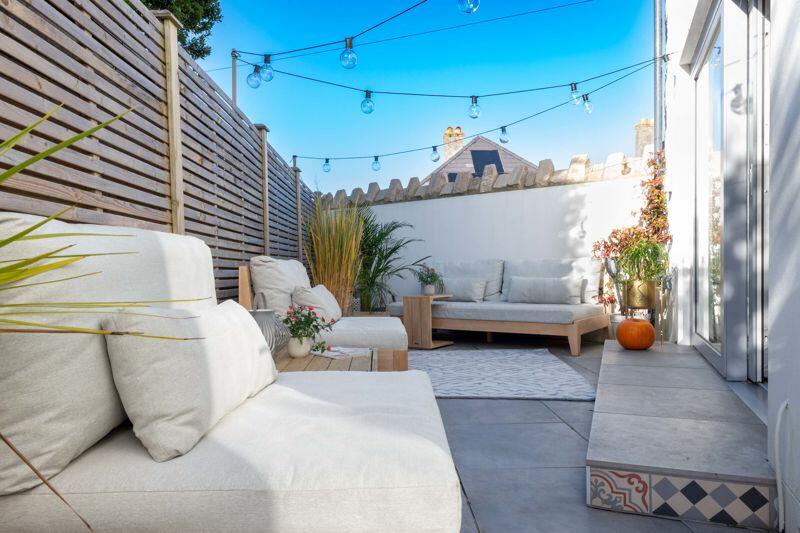 Additional property image - Sea Views - Quiet Cul de Sac location