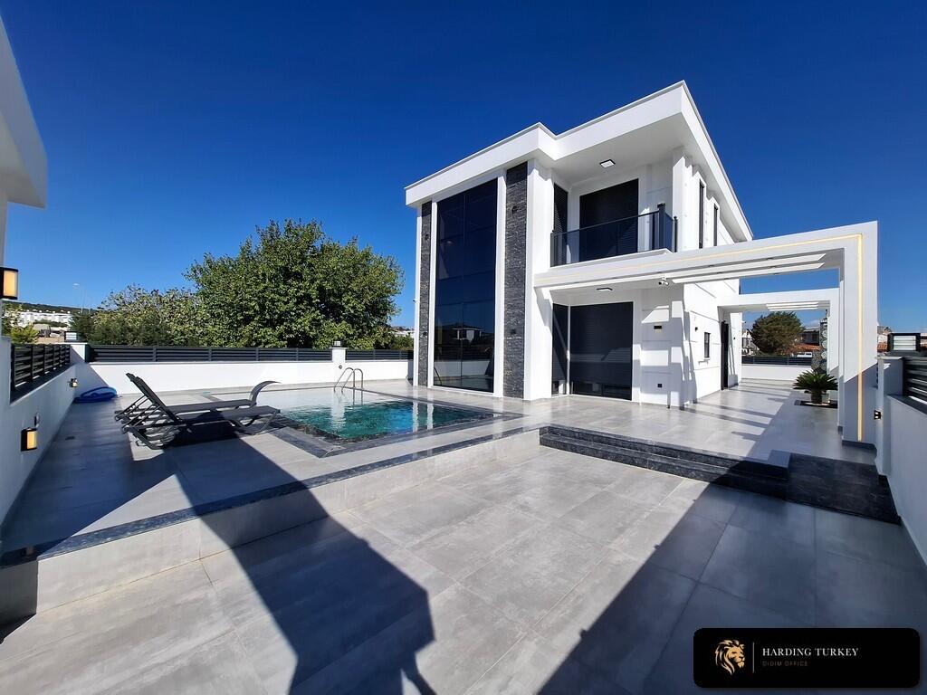 Main image of property: Altinkum, Didim, Aydin
