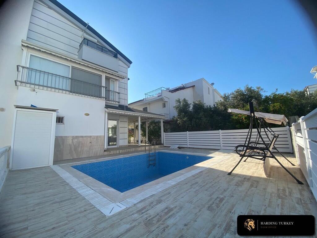 Main image of property: Altinkum, Didim, Aydin