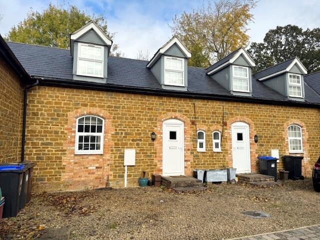 Main image of property: Packhorse Yard, 2 Packhorse Yard, Charwelton