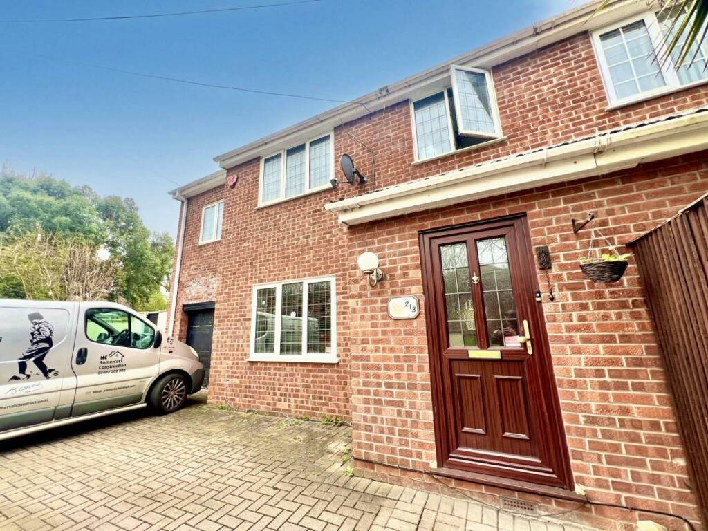 4 bedroom house for rent in Passage Road, Bristol, BS10